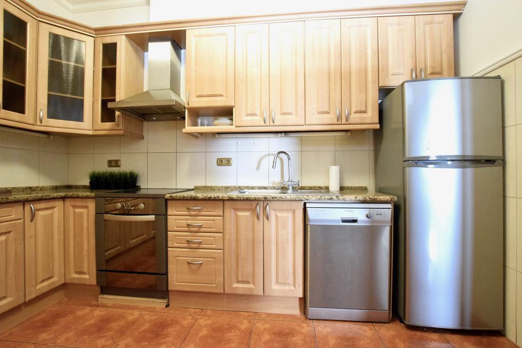 Standerd Apartment By Hi5 - Lovag Family Suites 부다페스트 외부 사진
