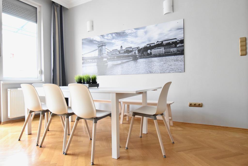 Standerd Apartment By Hi5 - Lovag Family Suites 부다페스트 외부 사진